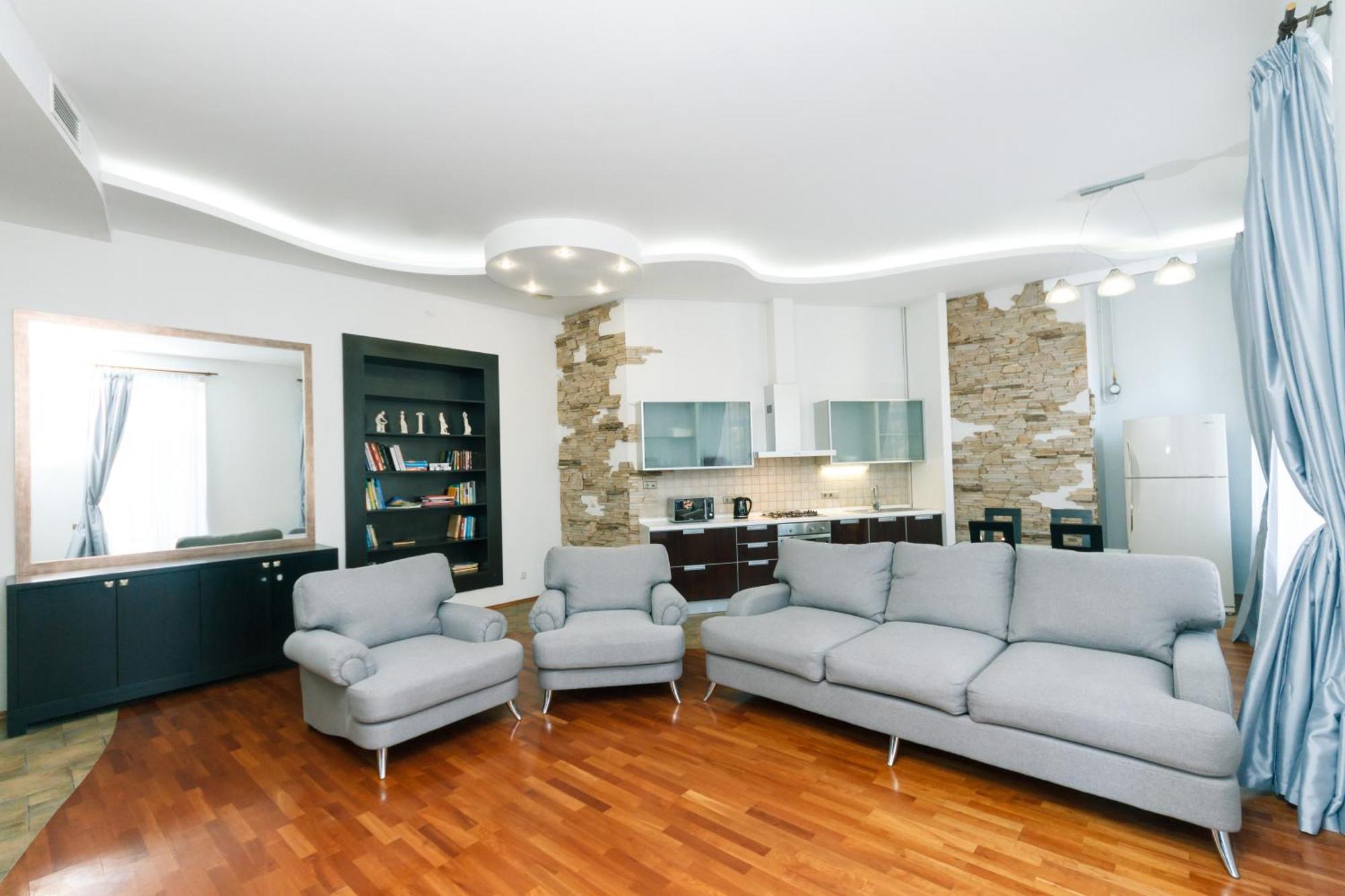 Apartamento Lux Near Maidan, Khreschutyk 3Br Kiev Exterior foto
